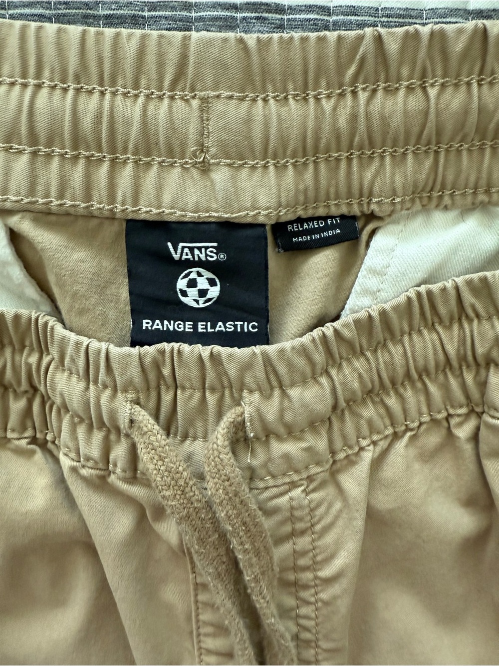 Vans Range Elastic Drawstring Shorts in Khaki Tan